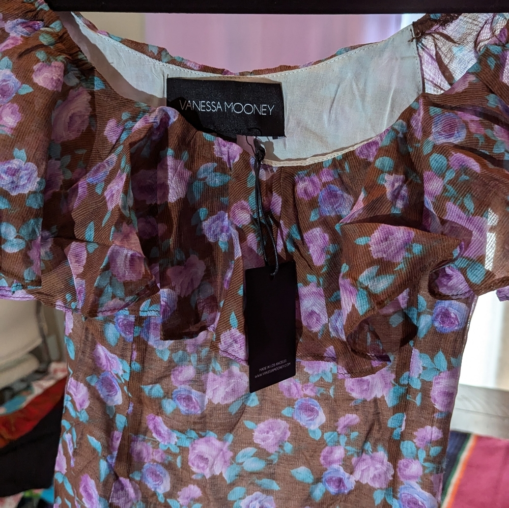 Dress - Picture 2 of 6
